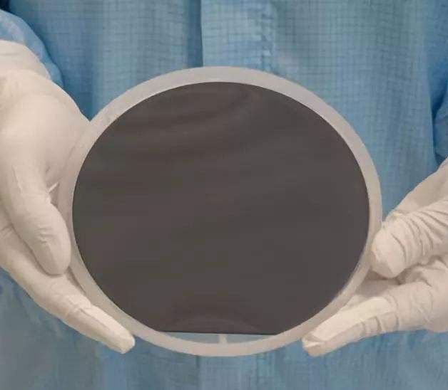 リン化インジウムウエハ (InP) を購入する - ULPMAT